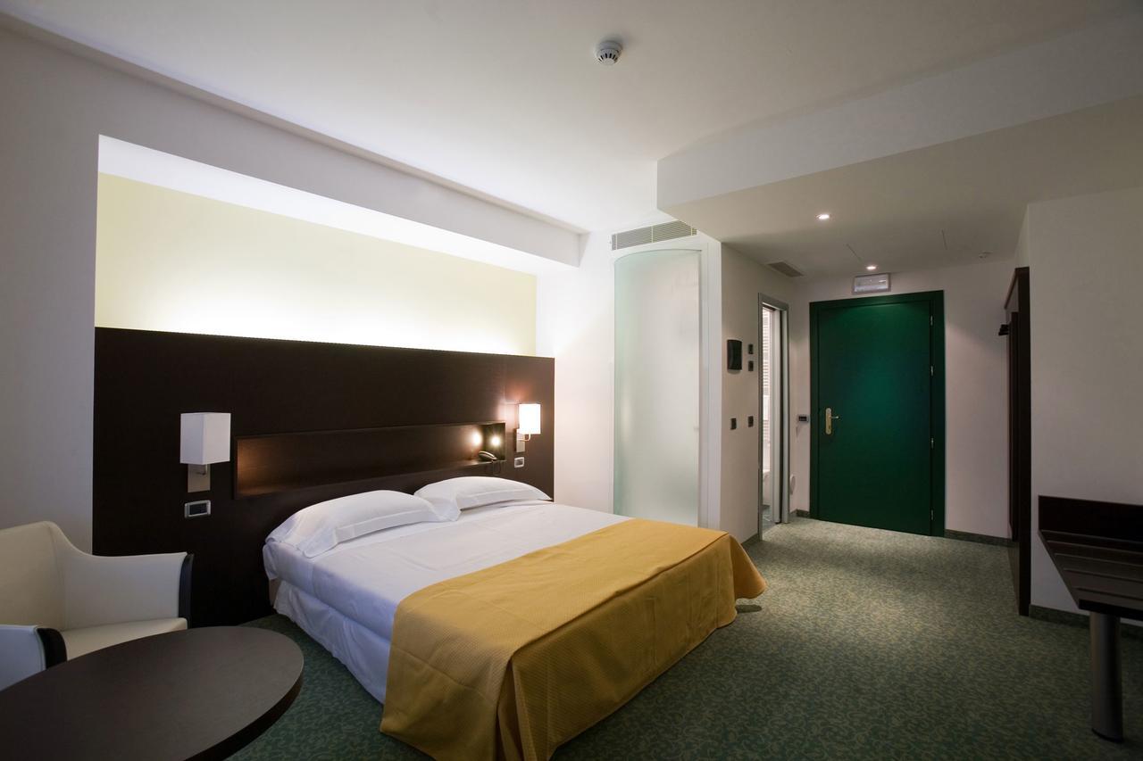 Hotel Senator Gorgonzola Exteriér fotografie